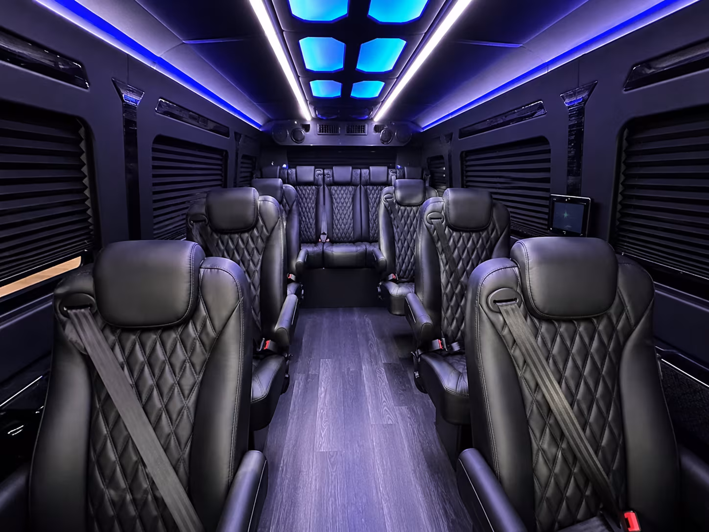 rialto 15 passenger sprinter van inside