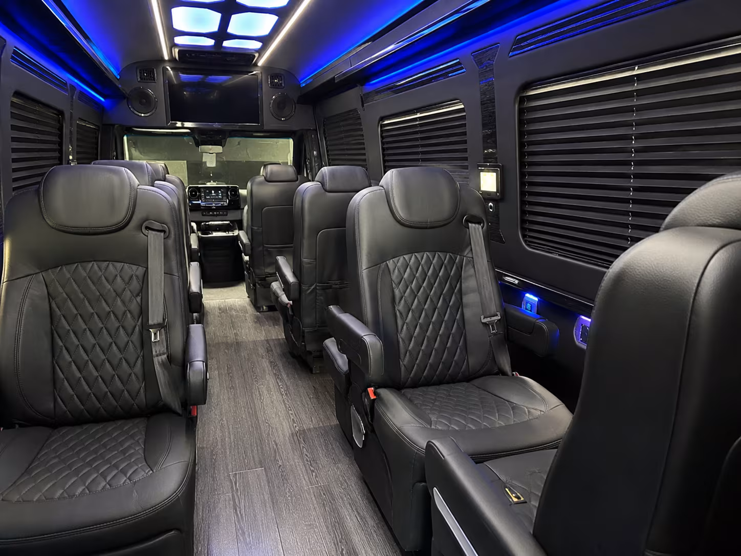 rialto 20 passenger sprinter van inside